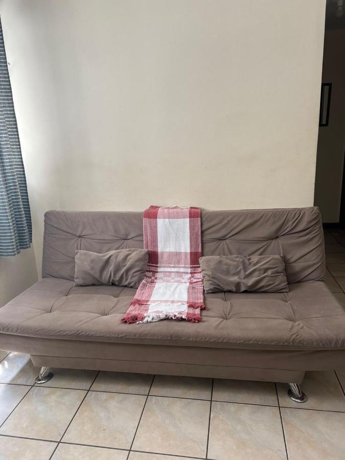 Apartmán Pertinho Do Mar Ubatuba Exteriér fotografie